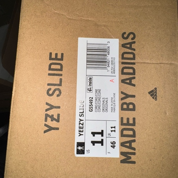 New Yeezy adidas slides core brown size 11 men’s - Picture 5 of 6